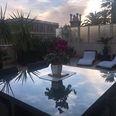 Appartement Terrasse Dans Palace Centre Ville Menton Exteriör bild