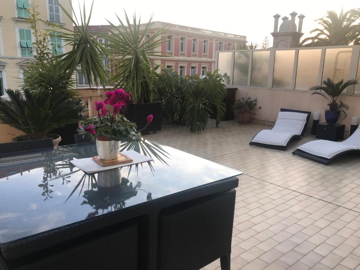 Appartement Terrasse Dans Palace Centre Ville Menton Exteriör bild